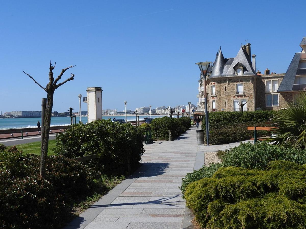 Appartement T2 Renove Face Mer Avec Balcon, A 150M De La Plage Et 300M Des Commerces - Fr-1-92-611 Les Sables-dʼOlonne Exterior foto